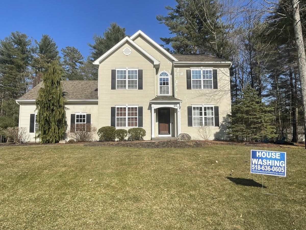 House soft washing in queensbury ny